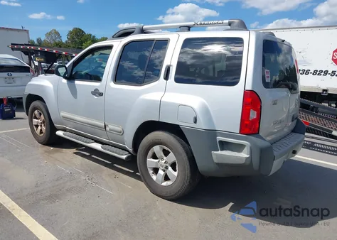 2011 Nissan Xterra S z USA, uszkodzony, nr VIN 5N1AN0NU2BC517220